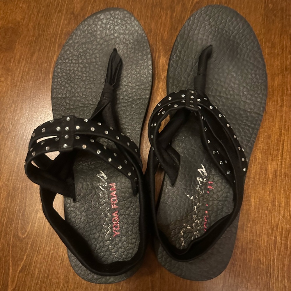 Skechers Women's Meditation-Studio Kicks Flat Sandals Size 10